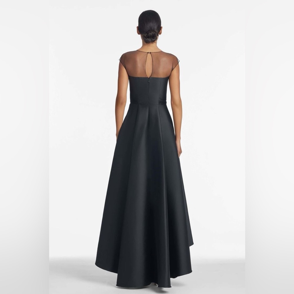 NWT Sachin & Babi Blakely Stretch Tulle Flower Adorned Gown - Jet Black Size 6 - Picture 4 of 7